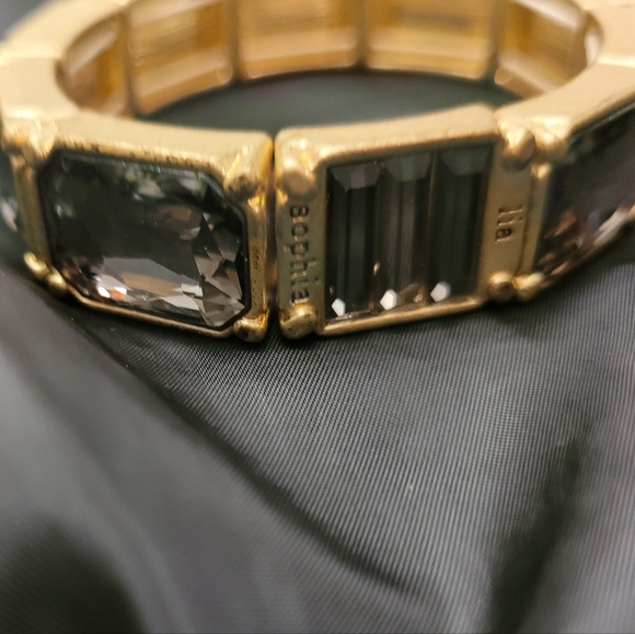 Gorgeous matte gold tone bracelet with smoky crystals - Picture 6 of 6